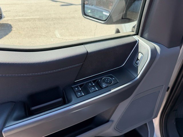 Used 2025 Silver Ford XLT image 8
