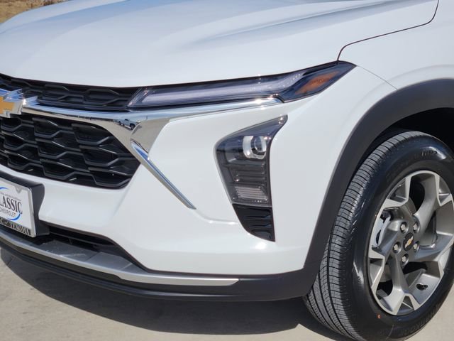 2026 Chevrolet Trax LT - Photo 7