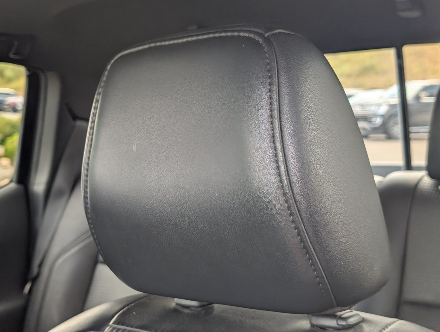 Used 2019 Super White Toyota TRD Off Road image 11