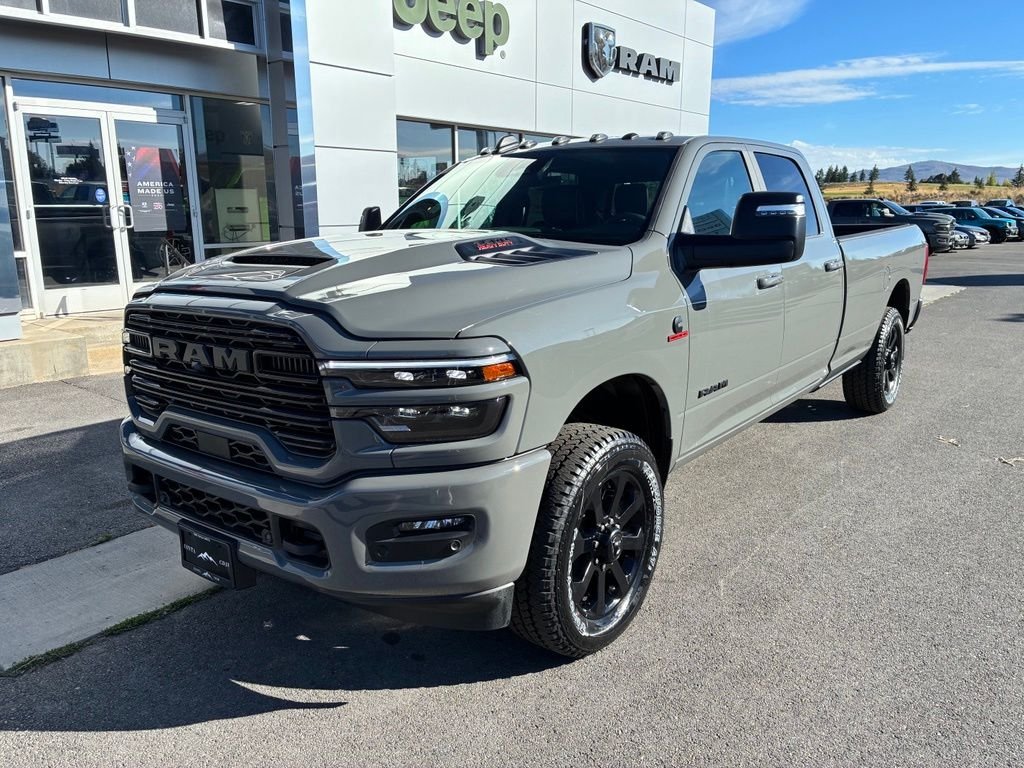 New 2026 Ceramic Gray Clear-Coat Exterior Paint RAM Laramie image 11
