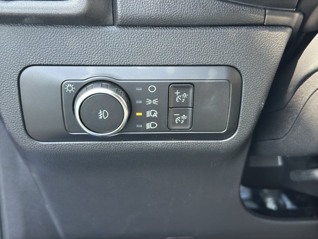 New 2026 Velocity Blue Metallic Ford Badlands image 25