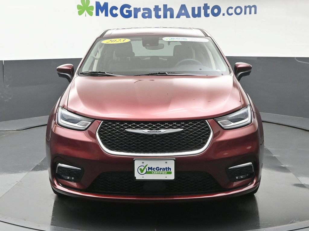 Used 2023 Red Chrysler Touring L image 6