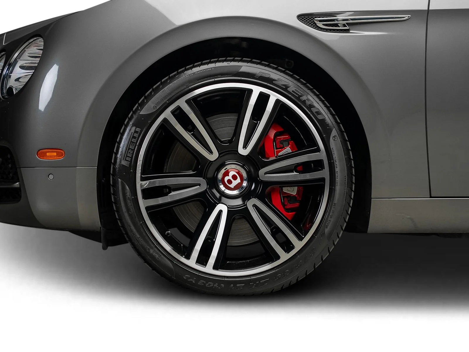 Used 2017 Black Bentley V8 S image 24