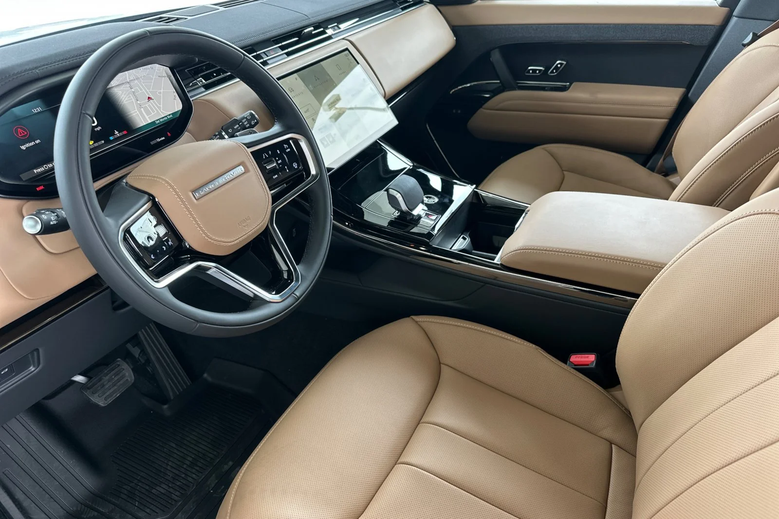 New 2026 Fuji White Land Rover SE image 10