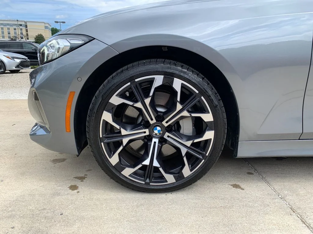 Used 2025 Gray BMW 330i xDrive image 33