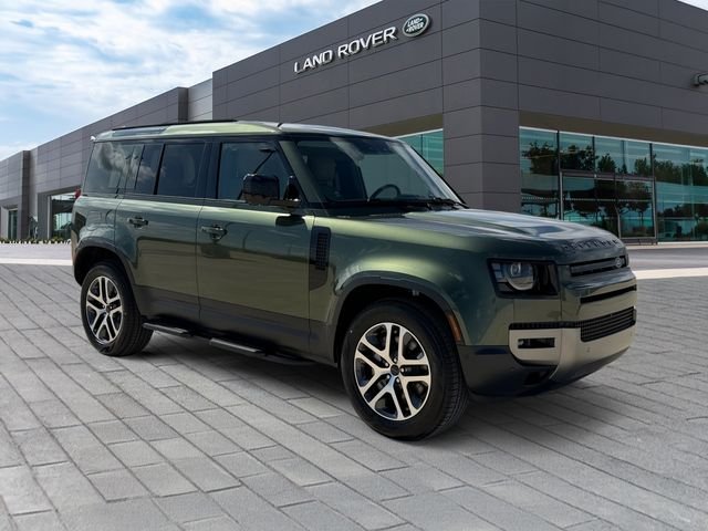 New 2026 Woolstone Green Land Rover S image 7
