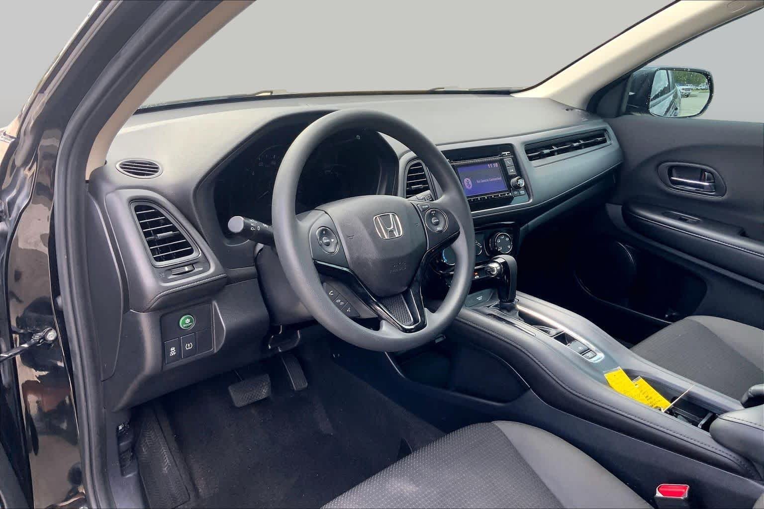 Used 2020 Crystal Black Pearl Honda LX image 17