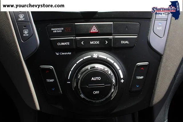 Used 2015 Blue Hyundai Base image 30