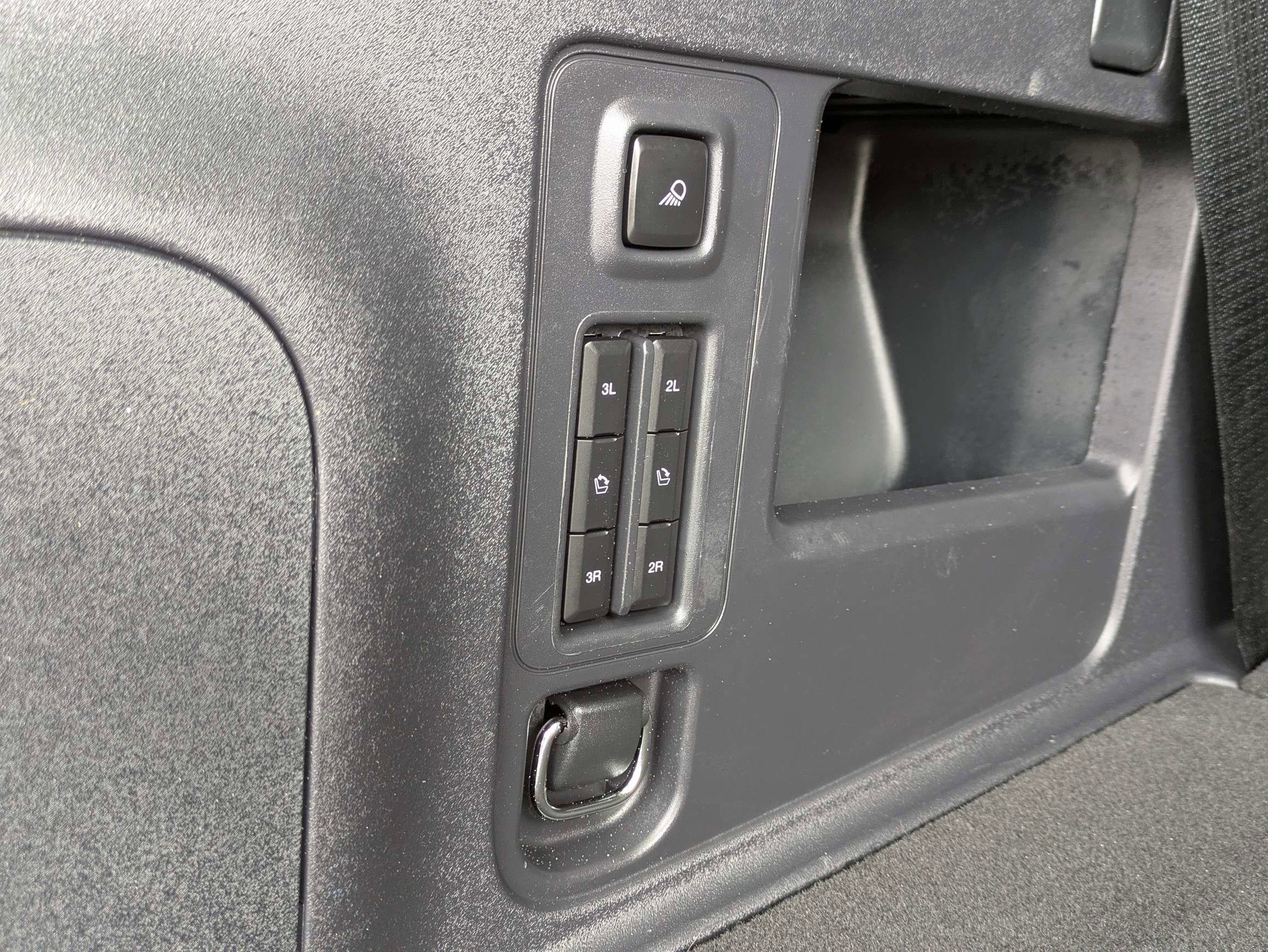 Used 2025 Agate Black Metallic Ford Platinum image 16
