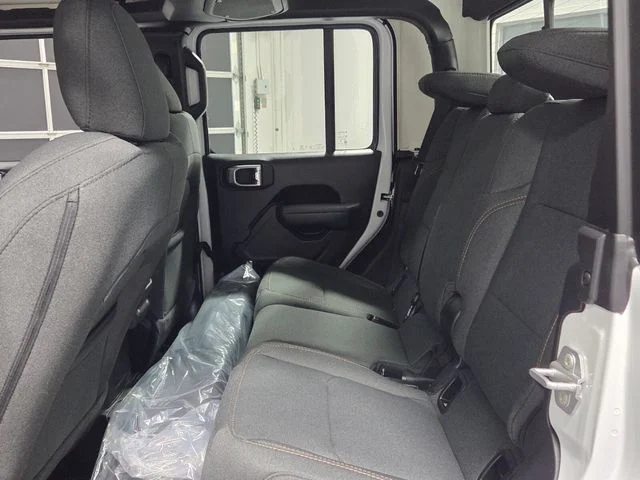 New 2026 Bright White Clear-Coat Exterior Paint Jeep Sport image 6