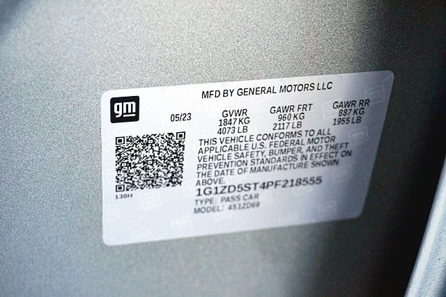 Used 2023 Gray Chevrolet LT image 30