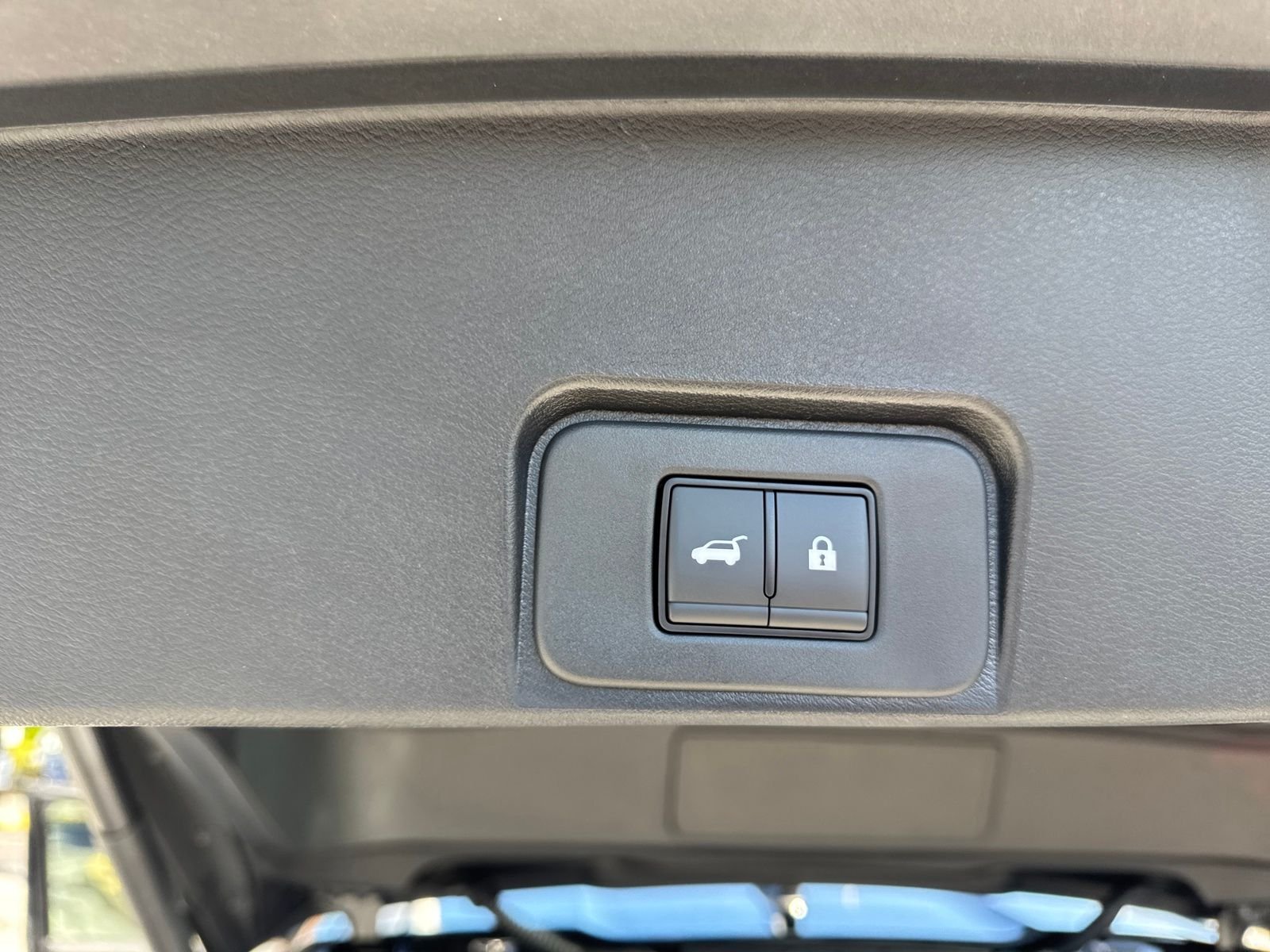 New 2026 Nissan Rogue SV 4D Sport Utility