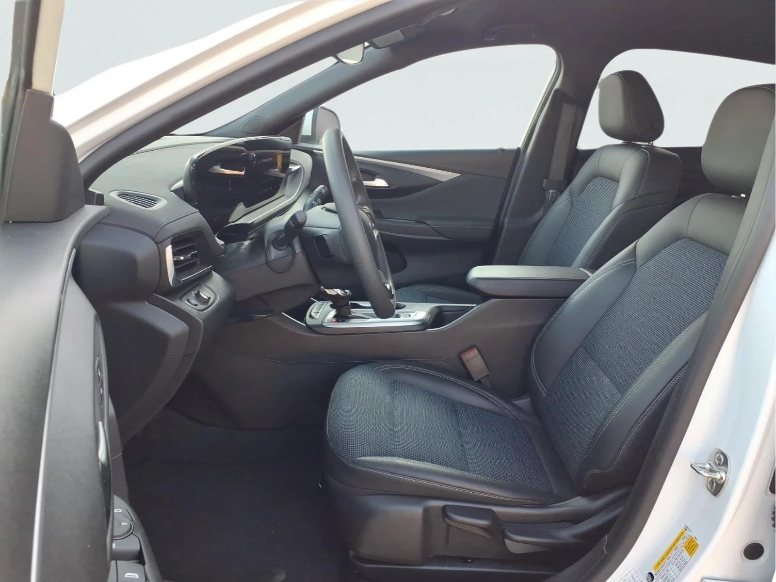 Used 2026 Summit White Buick Preferred image 16