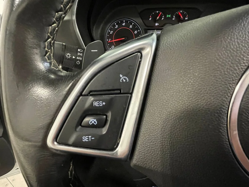 Used 2019 White Chevrolet 1LT image 79
