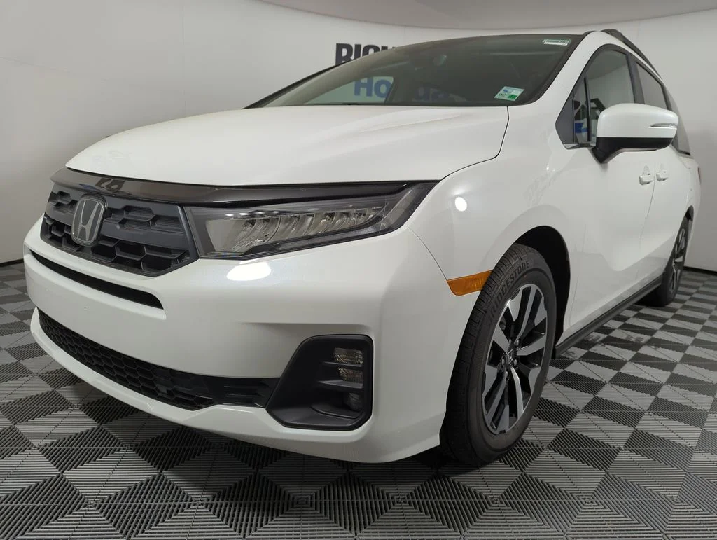 2026 Honda Odyssey EX-L's photo