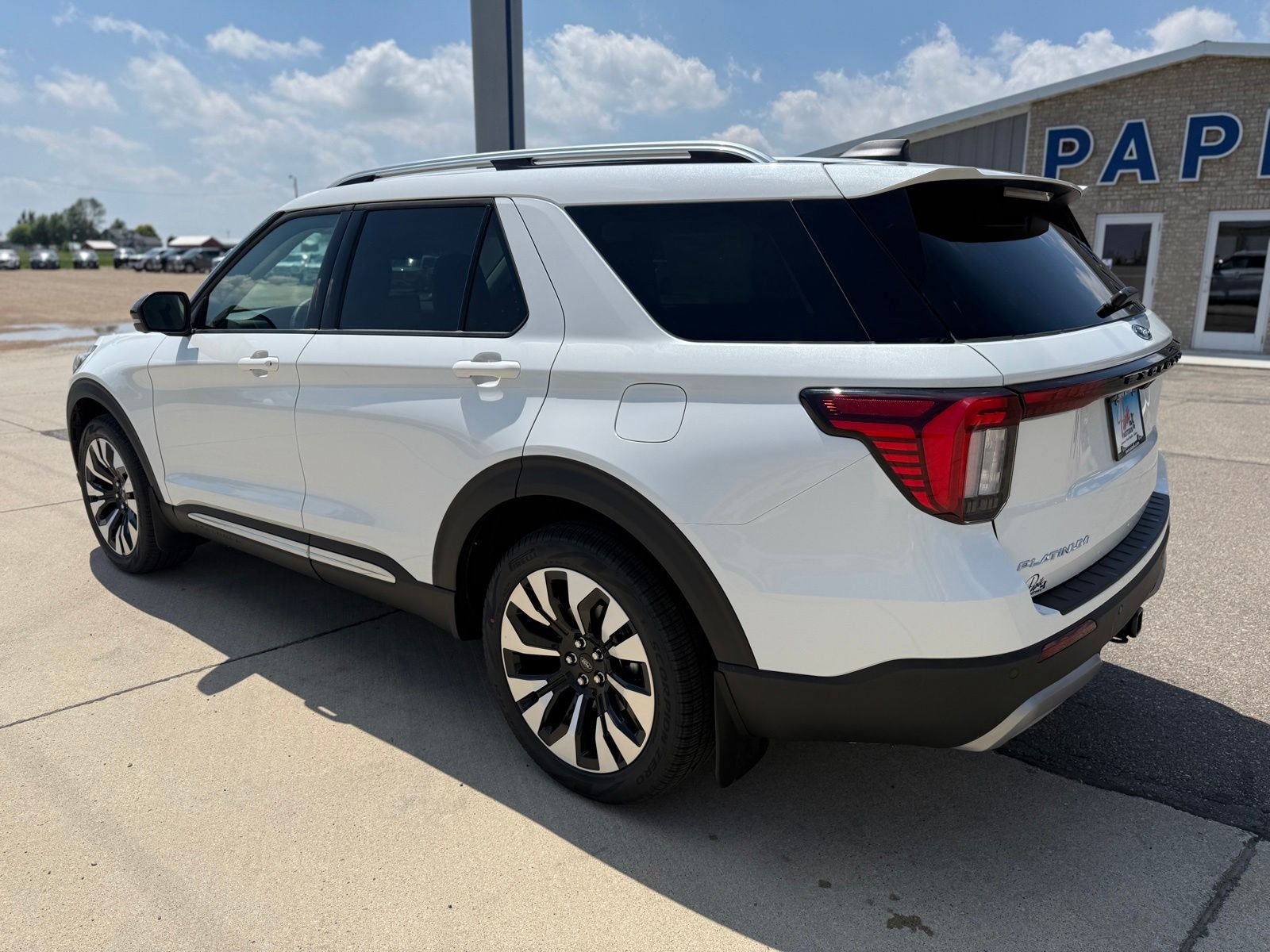 New 2026 White Metallic Ford Platinum image 5