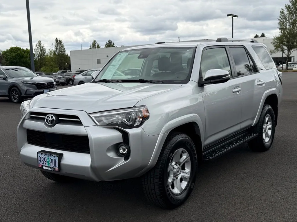 Used 2022 Classic Silver Metallic Toyota SR5 Premium image 5