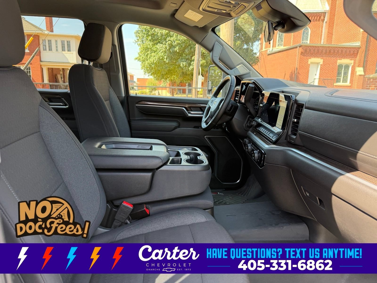 Used 2025 Summit White Chevrolet LT image 25