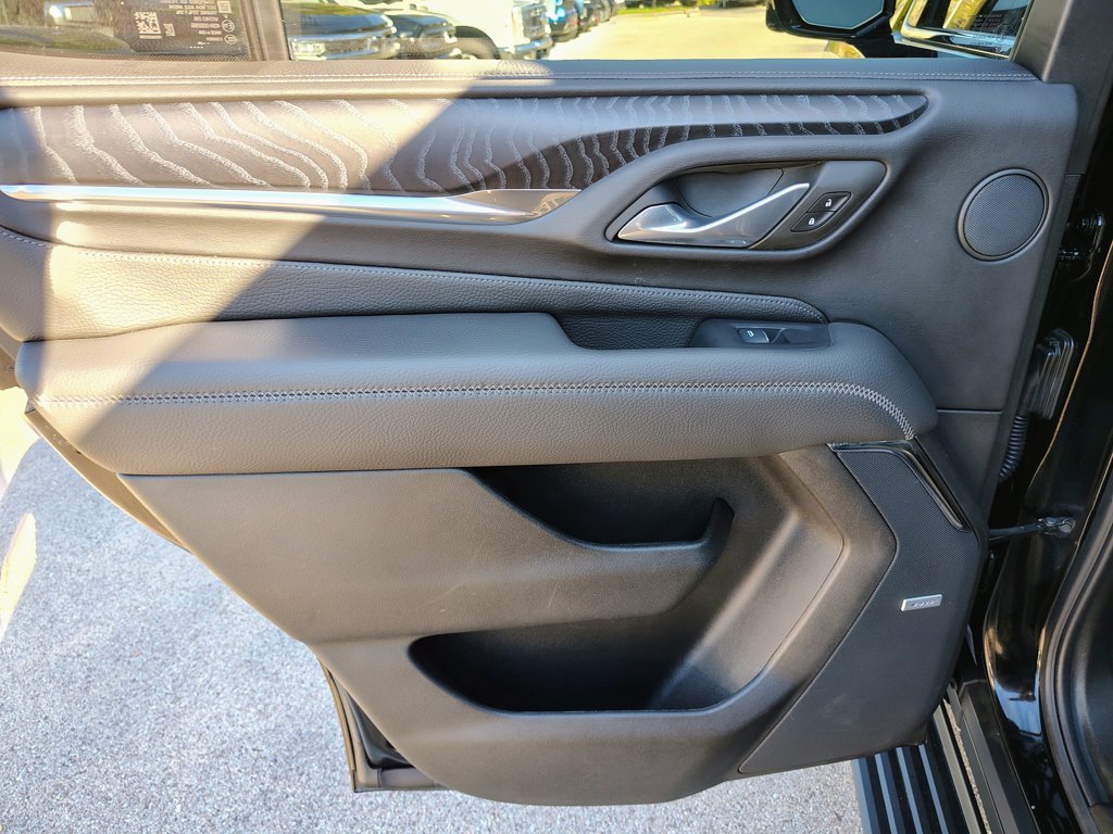 Used 2024 Onyx Black GMC Denali image 43