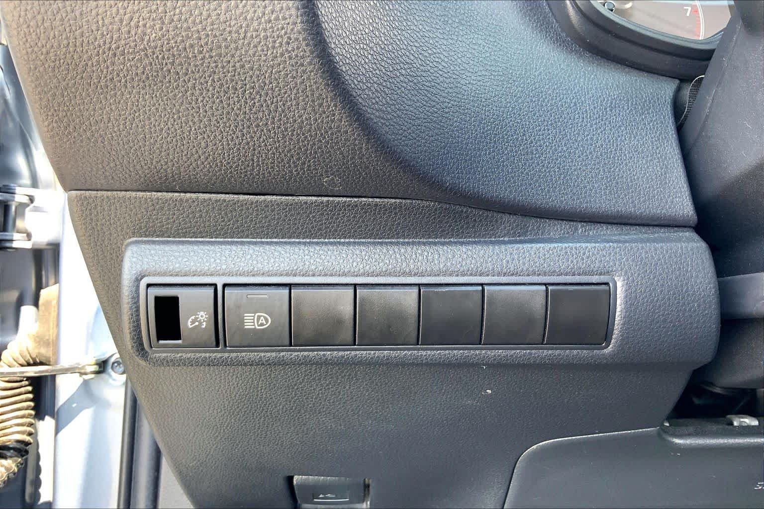 Used 2024 Celestite Toyota LE image 33