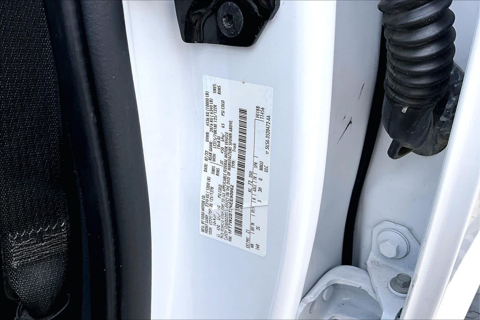 Used 2022 Oxford White Ford XLT image 34