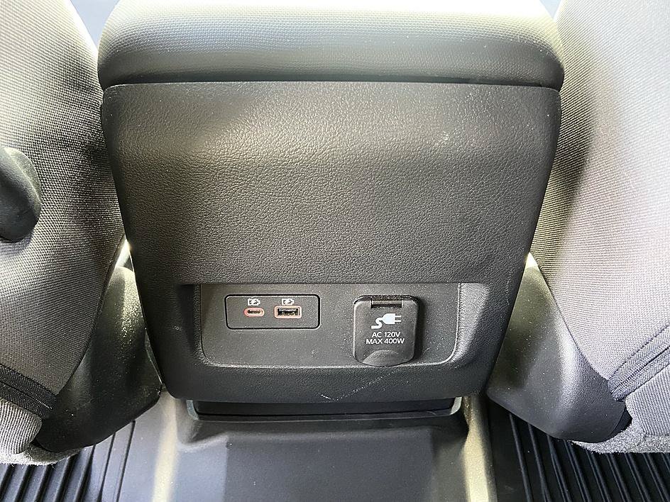 Used 2024 Glacier White Nissan SV image 31