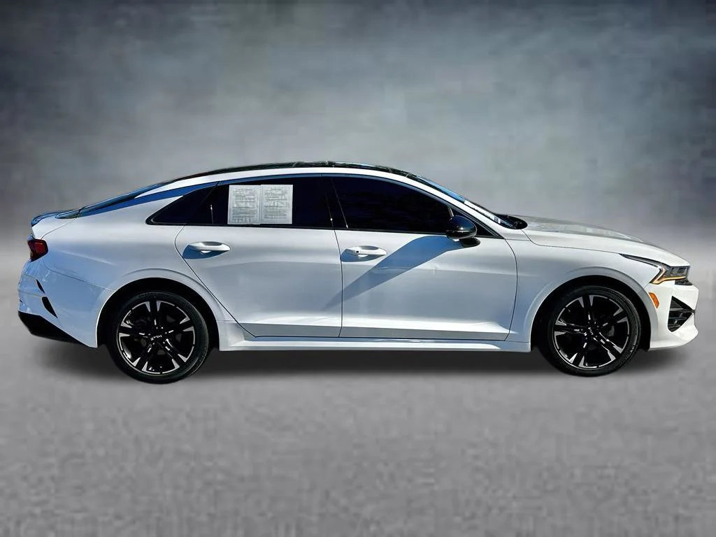 Certified Used 2024 Glacial White Pearl Kia GT-Line image 4