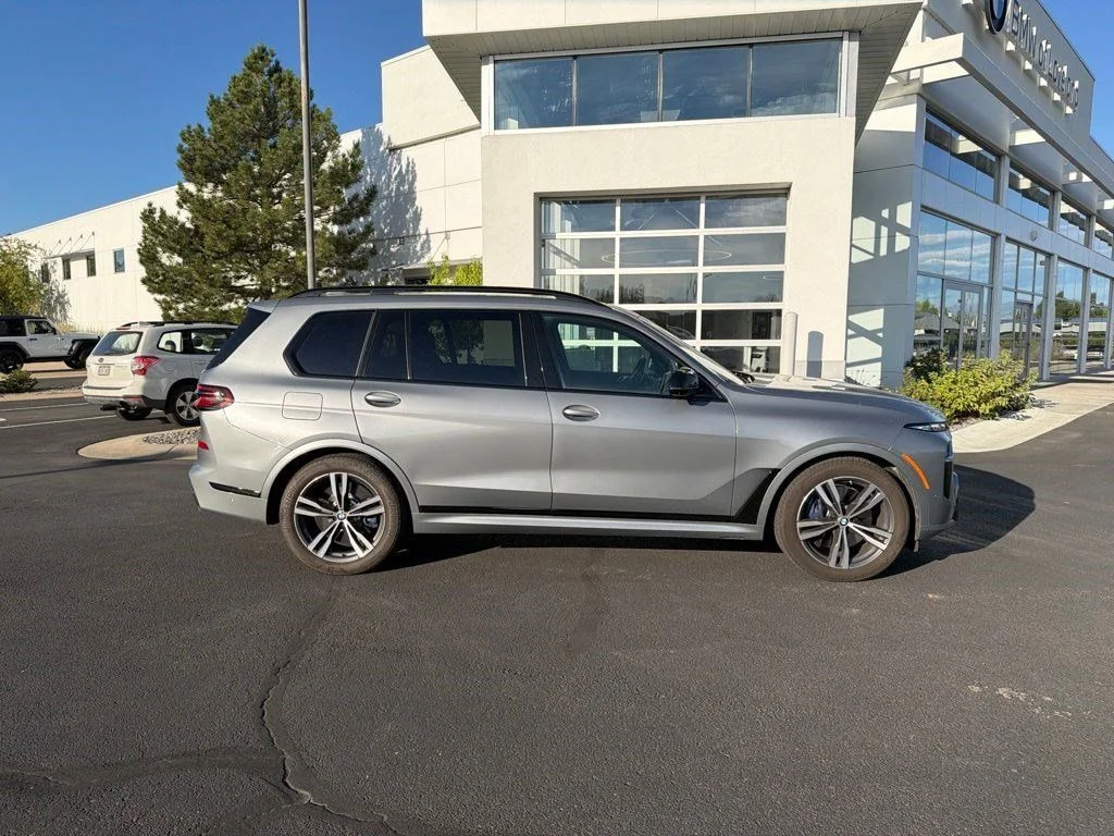 Used 2025 Skyscraper Grey Metallic BMW M60i image 6