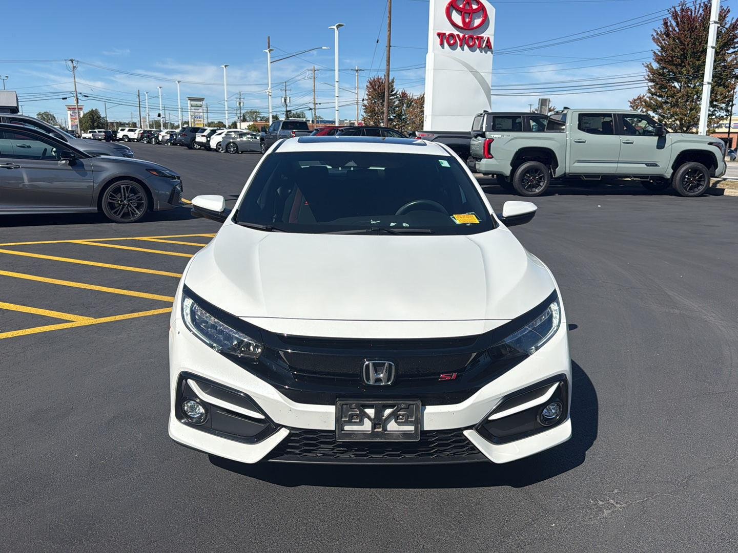 Used 2020 Platinum White Pearl Honda SI image 8