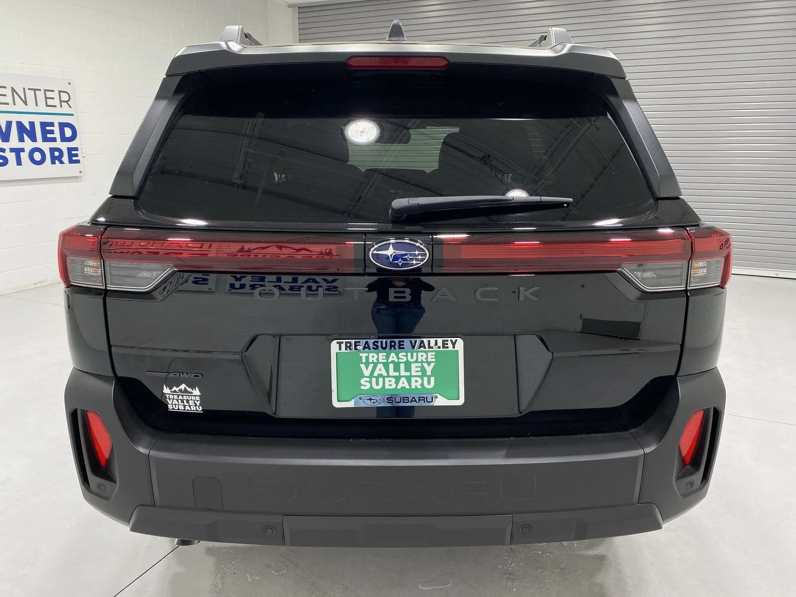 New 2026 CRYSTAL BLACK SILICA Subaru Premium image 7