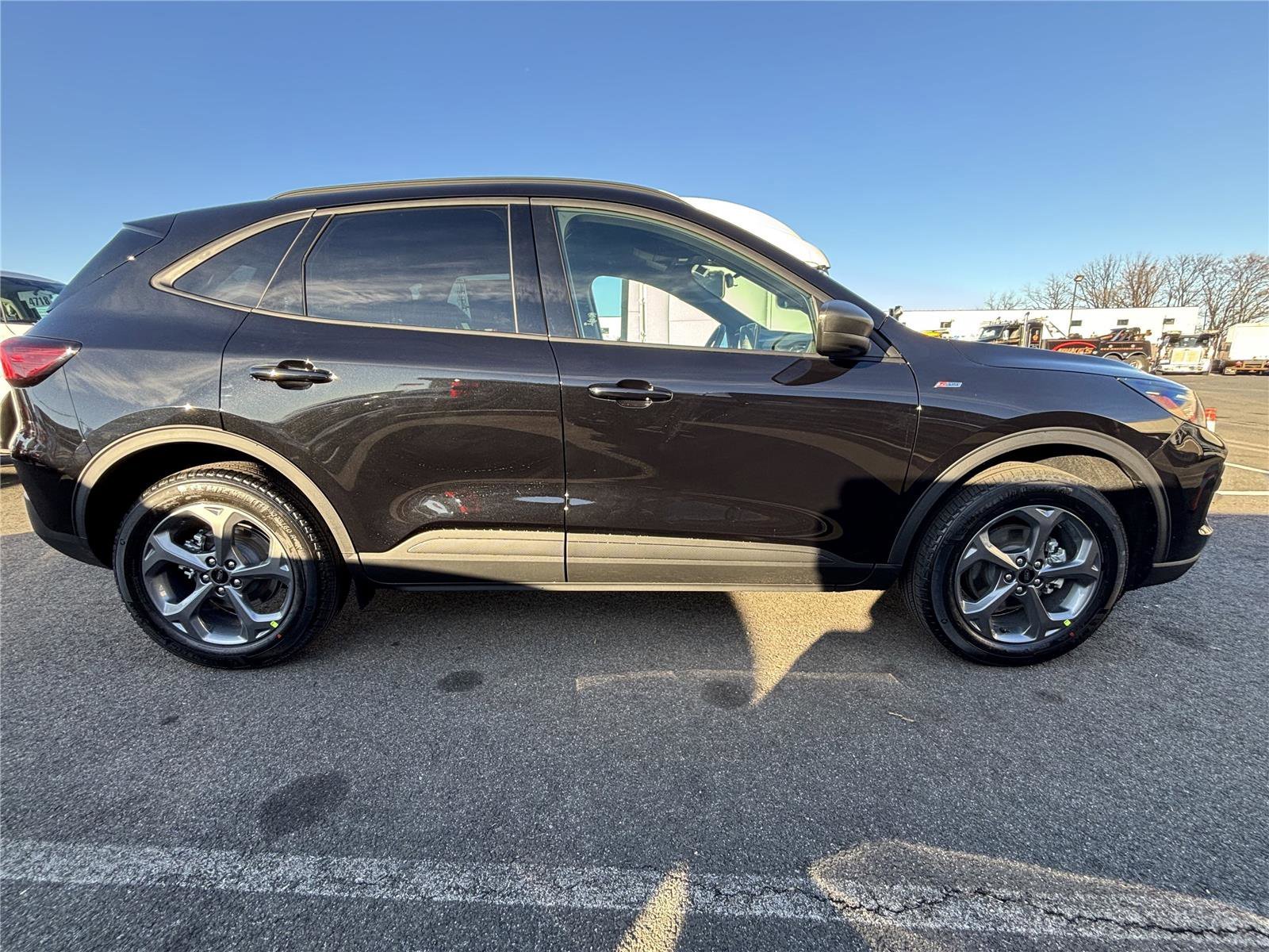 New 2026 Agate Black Metallic Ford ST-Line image 4