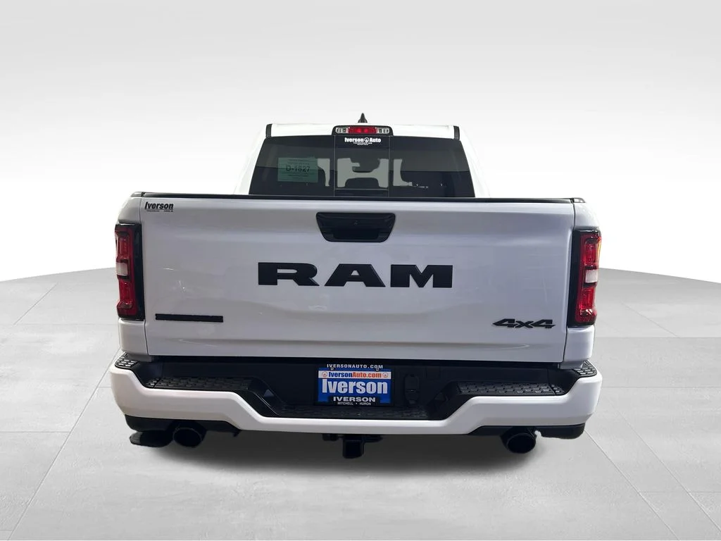 New 2026 Bright White Clear-Coat Exterior Paint RAM Big Horn/Lone Star image 8