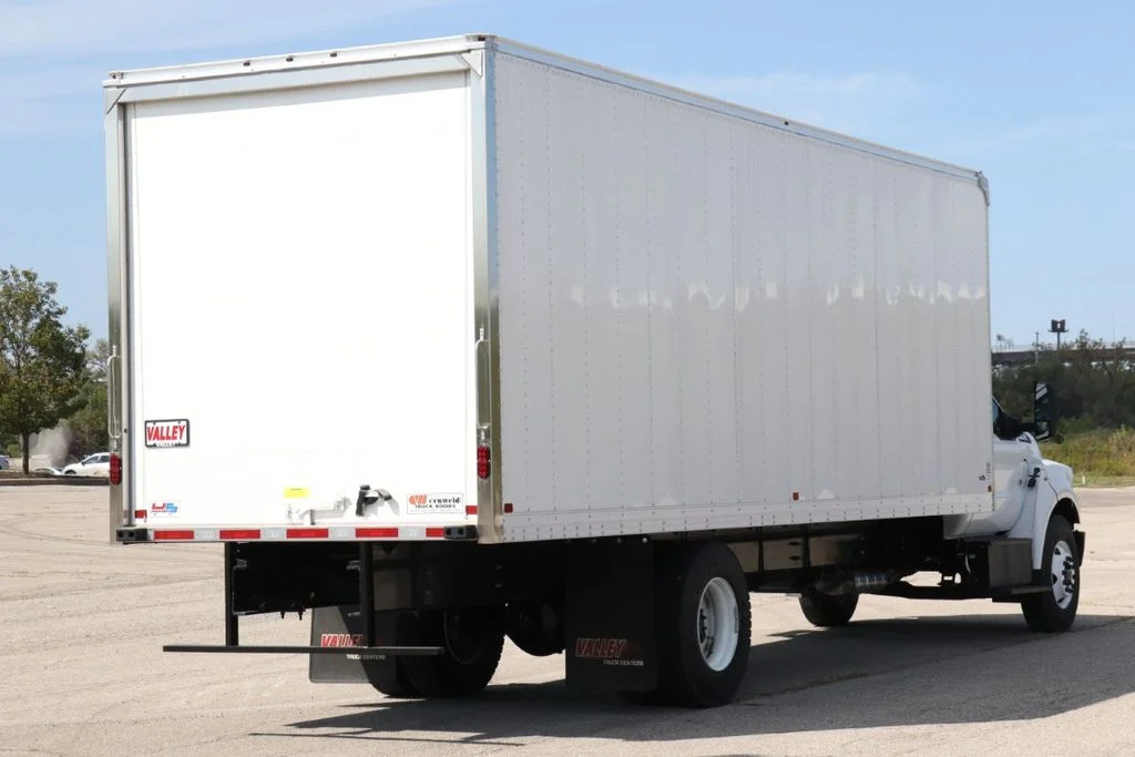 New 2026 White Ford Box Truck image 7