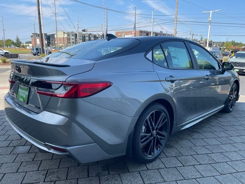 New 2026 Heavy Metal with Midnight Black Metallic roof Toyota XSE image 5
