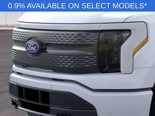 New 2025 Space White Metallic Ford Flash™ image 17