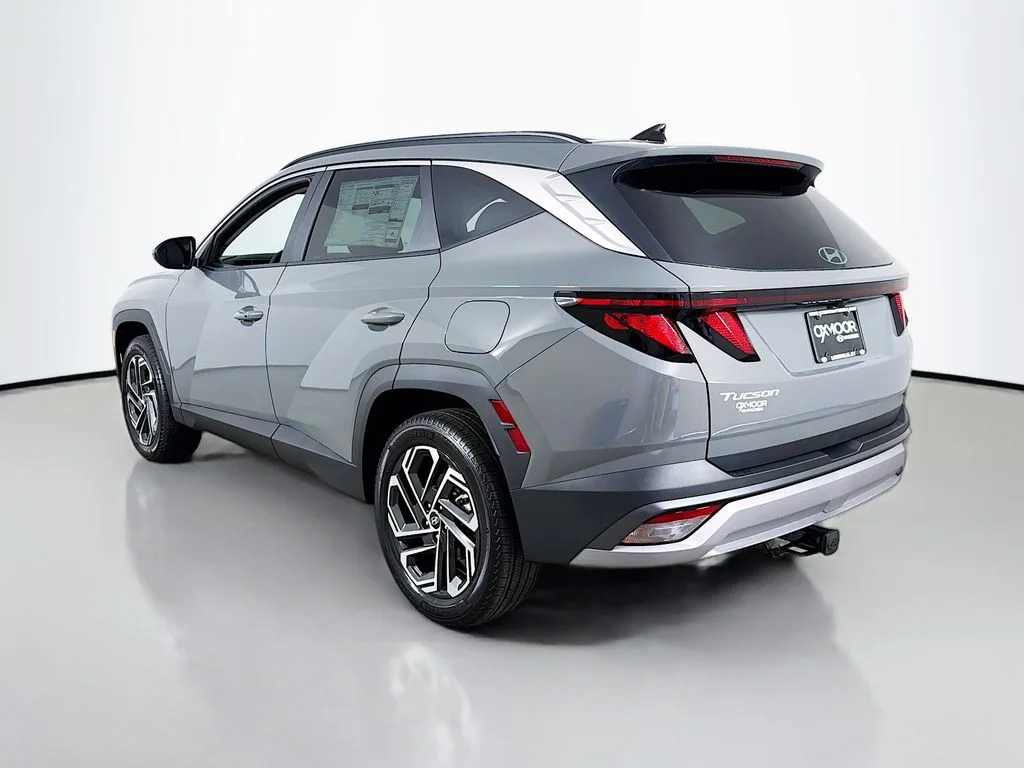 New 2026 Hampton Gray Hyundai SEL Plus image 5