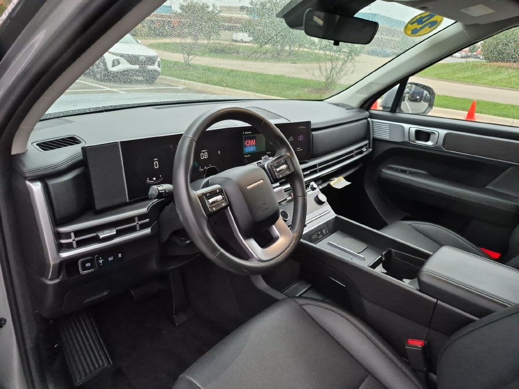 Used 2024 Silver Hyundai SEL image 10