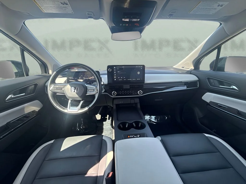 Used 2025 Gray Honda Touring image 8