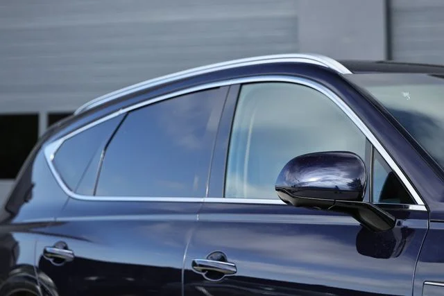 Used 2024 Capri Blue Genesis 3.5T image 3