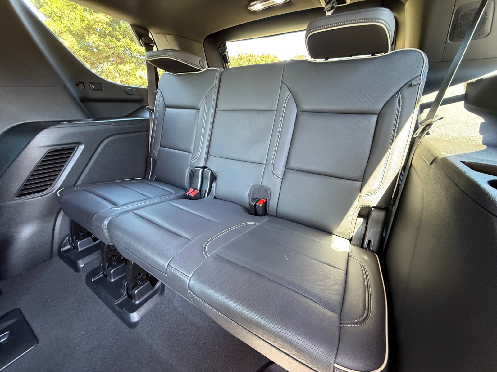 Used 2023 Black Chevrolet Premier image 21