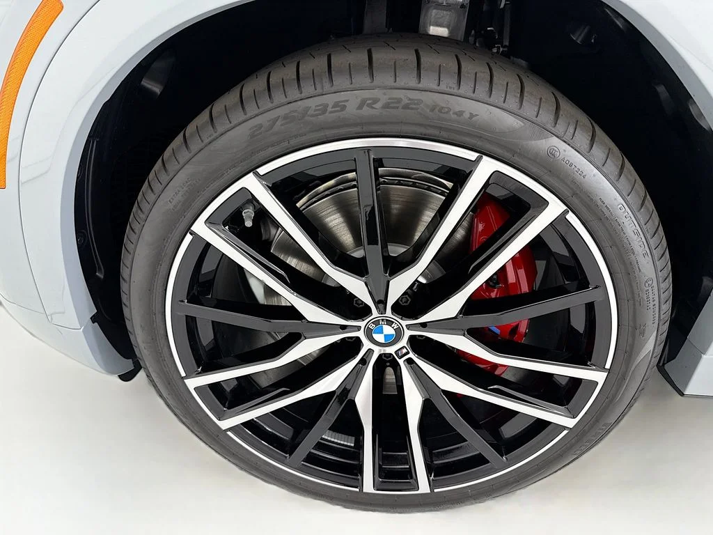 New 2027 Gray BMW M60i image 29