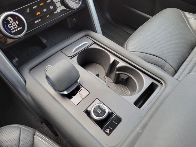 Used 2025 Bronze Land Rover Dynamic SE image 39