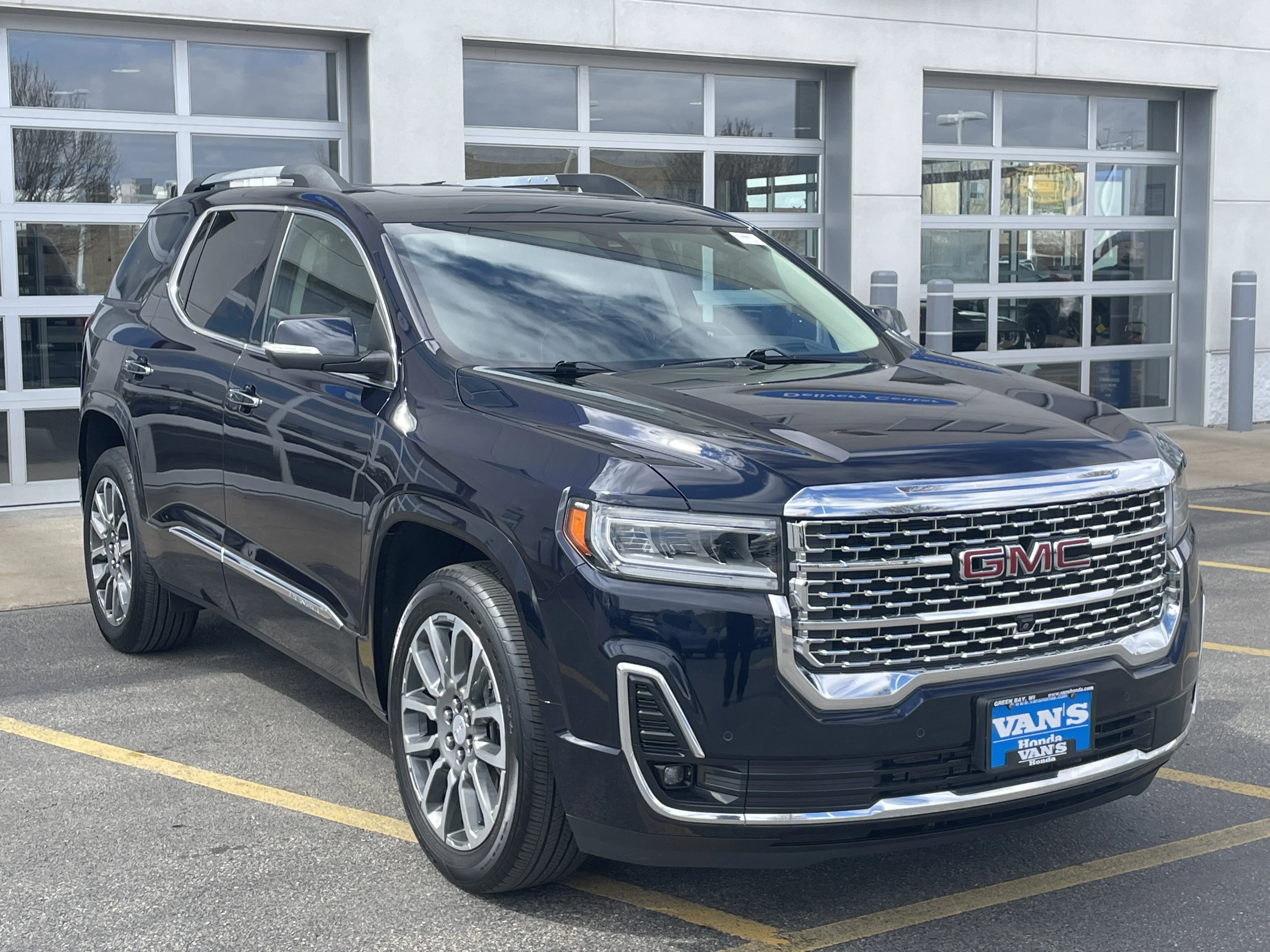 2022 GMC Acadia Denali AWD's photo