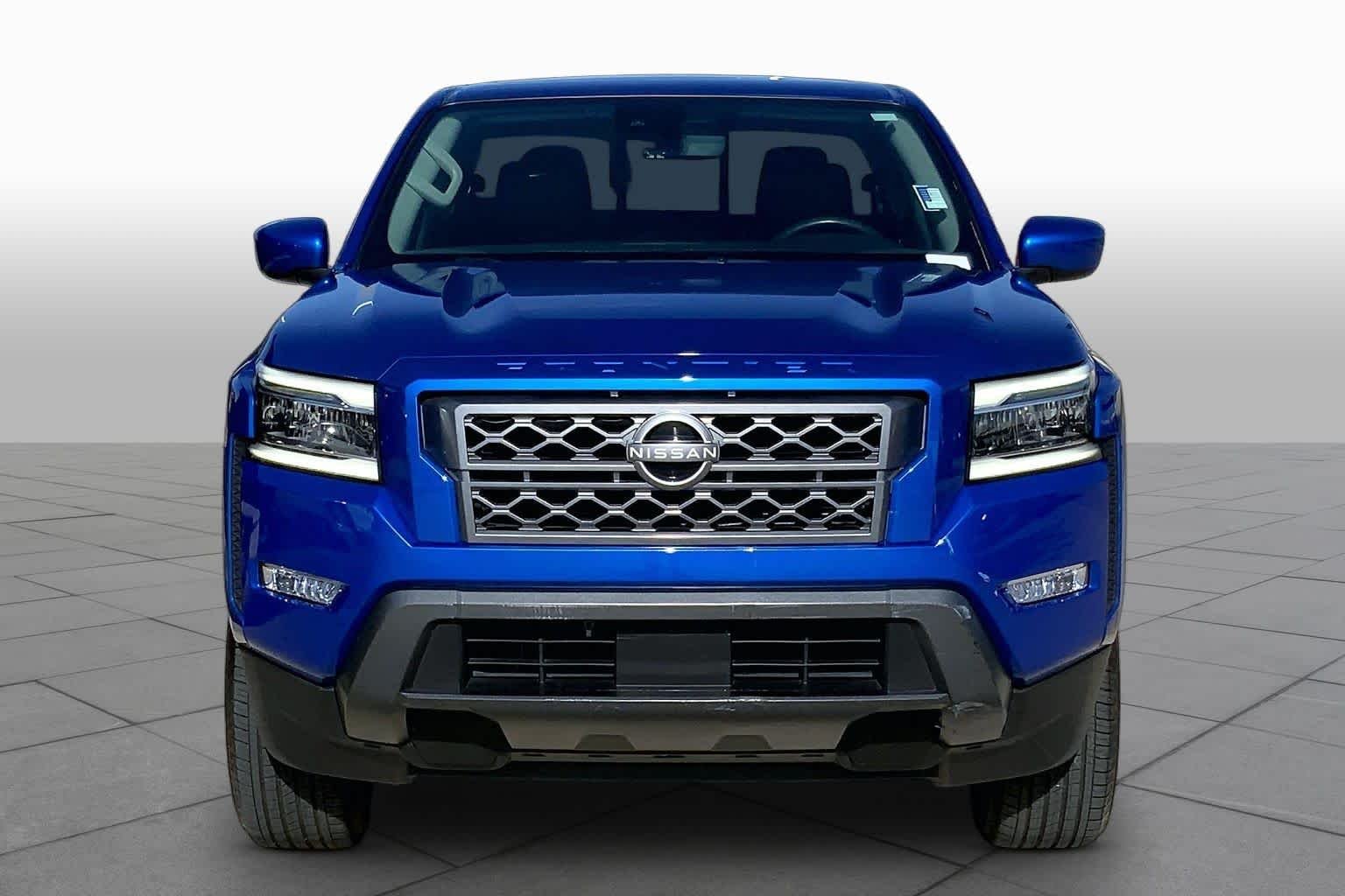 Used 2024 BLUE Nissan SL image 4