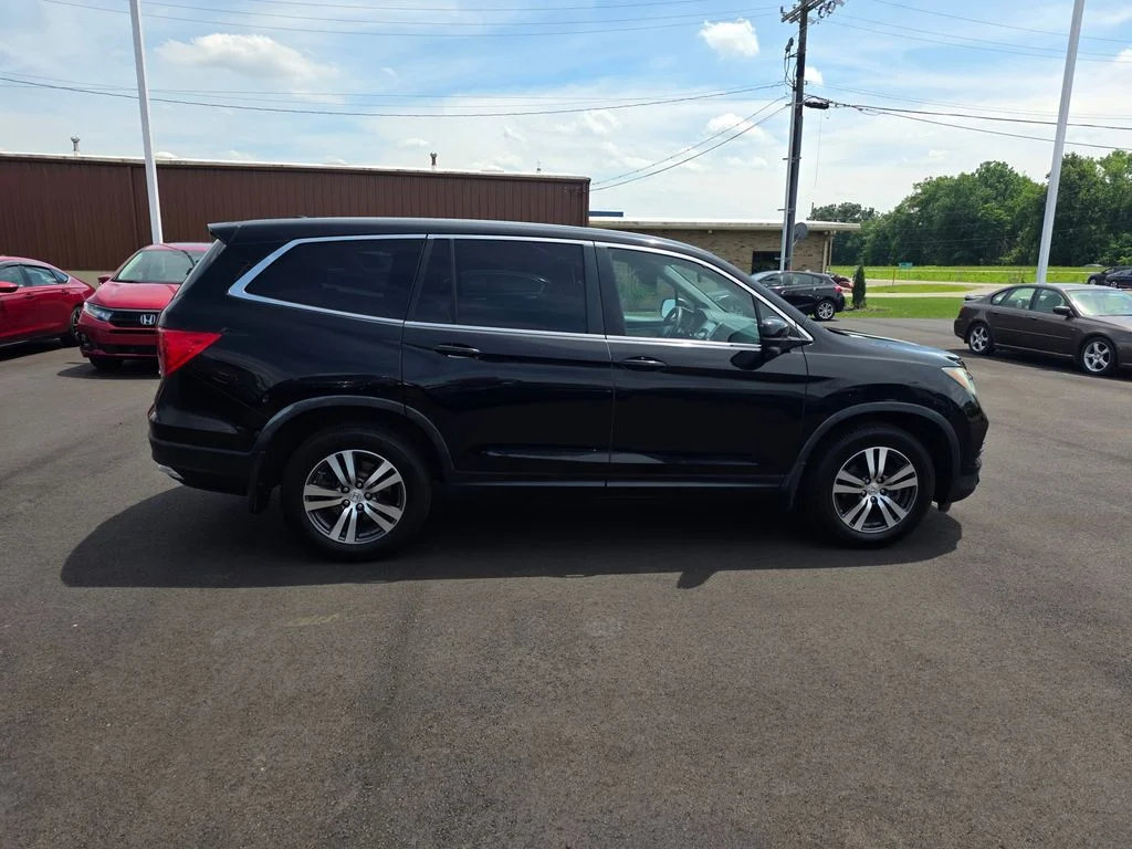 Used 2016 Honda Pilot EX with VIN 5FNYF6H39GB026739 for sale in Dover, OH
