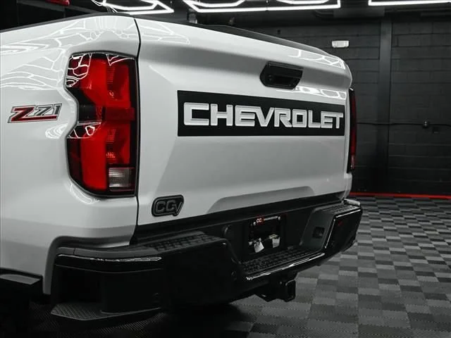 2026 Chevrolet Colorado Z71 - Photo 9
