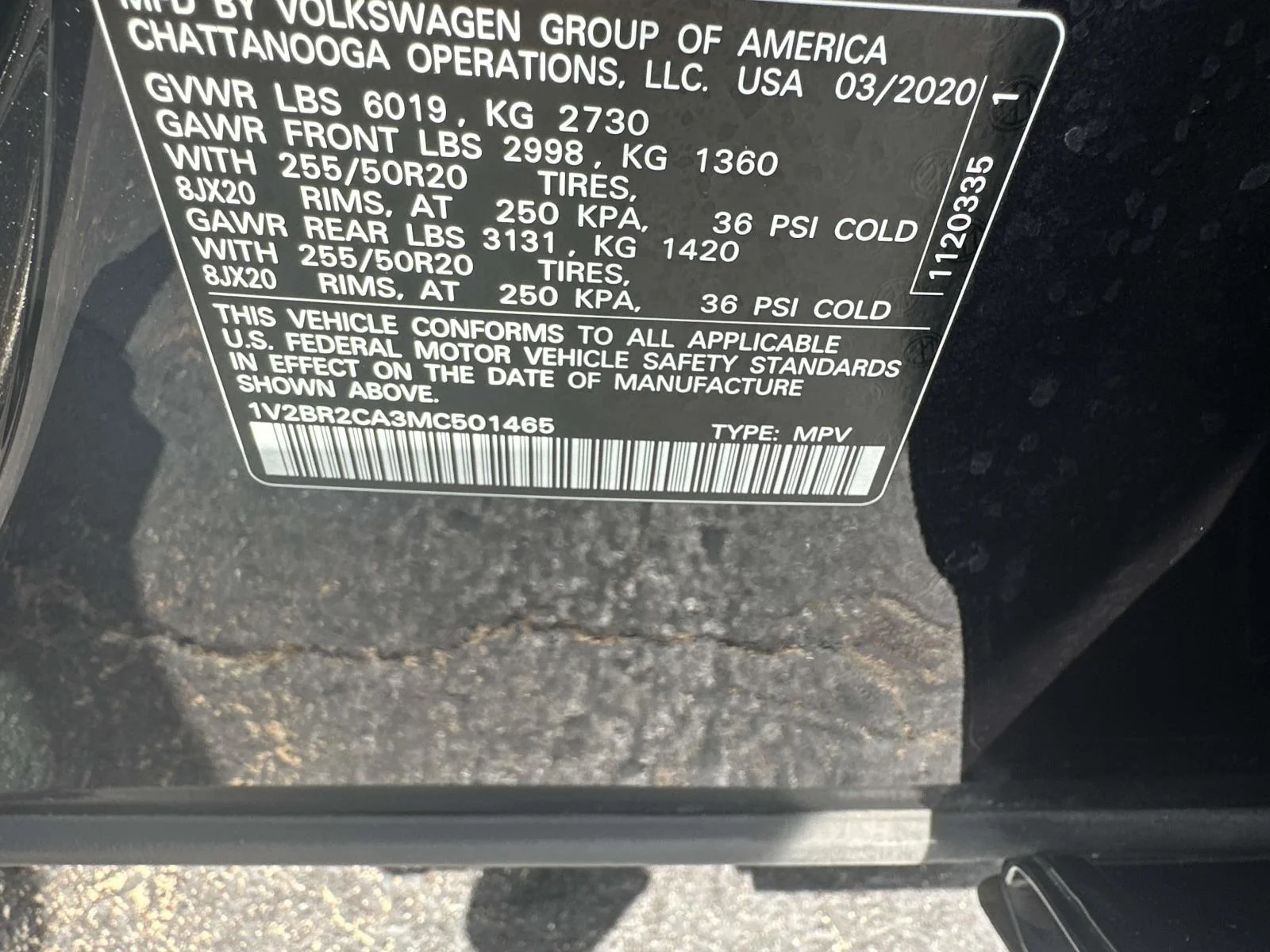 Used 2021 Black Volkswagen 3.6L V6 SEL image 19