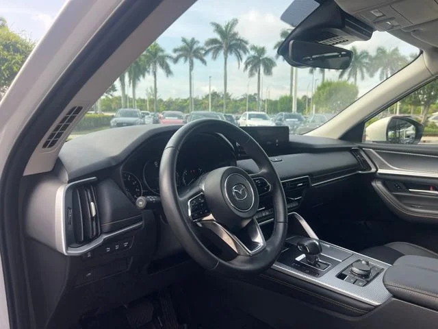Used 2025 White Mazda 3.3 Turbo Preferred image 27