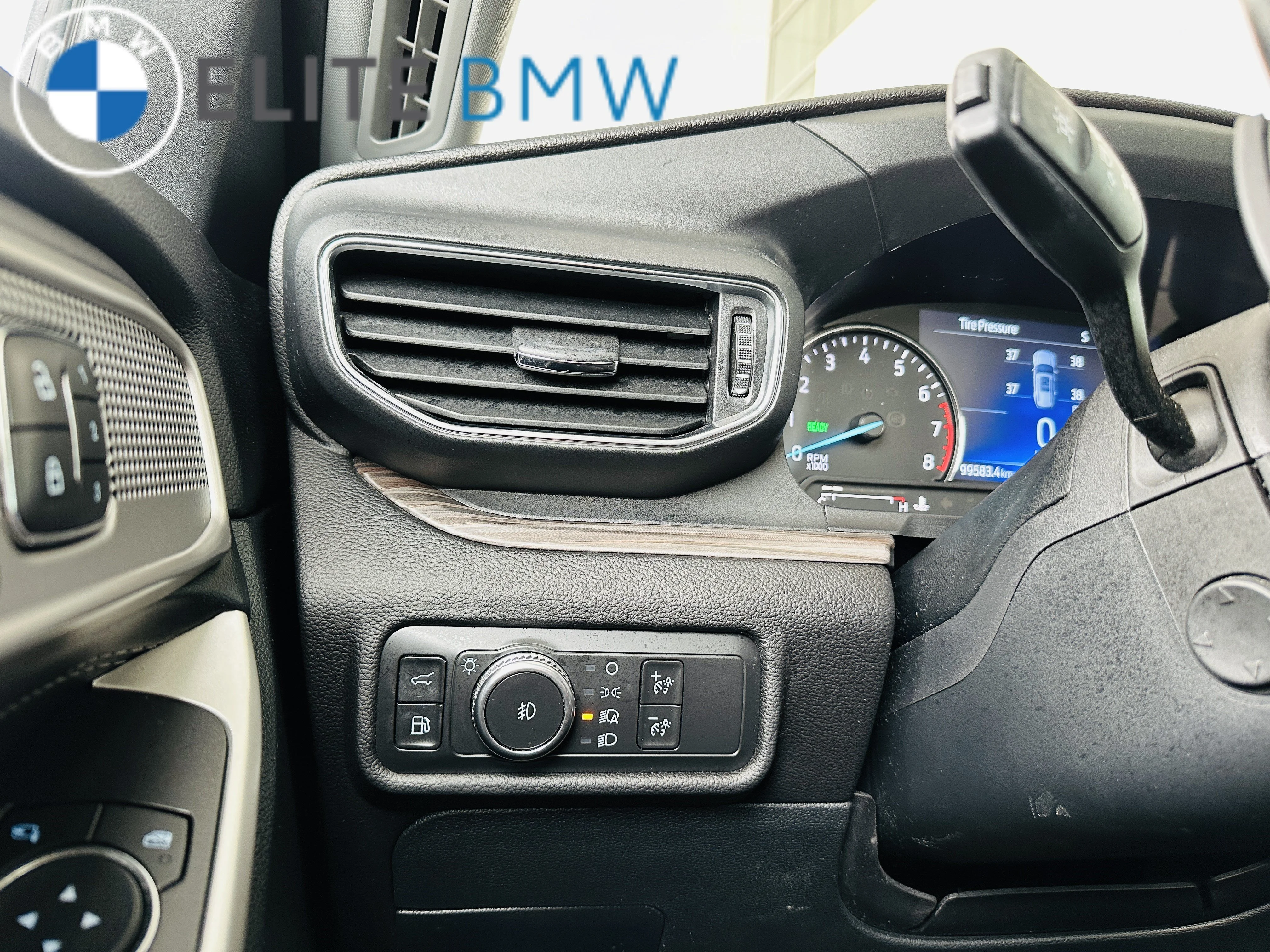 Used 2021  FORD LIMITED image 16