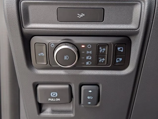 New 2026 Oxford White Ford Lariat® image 56